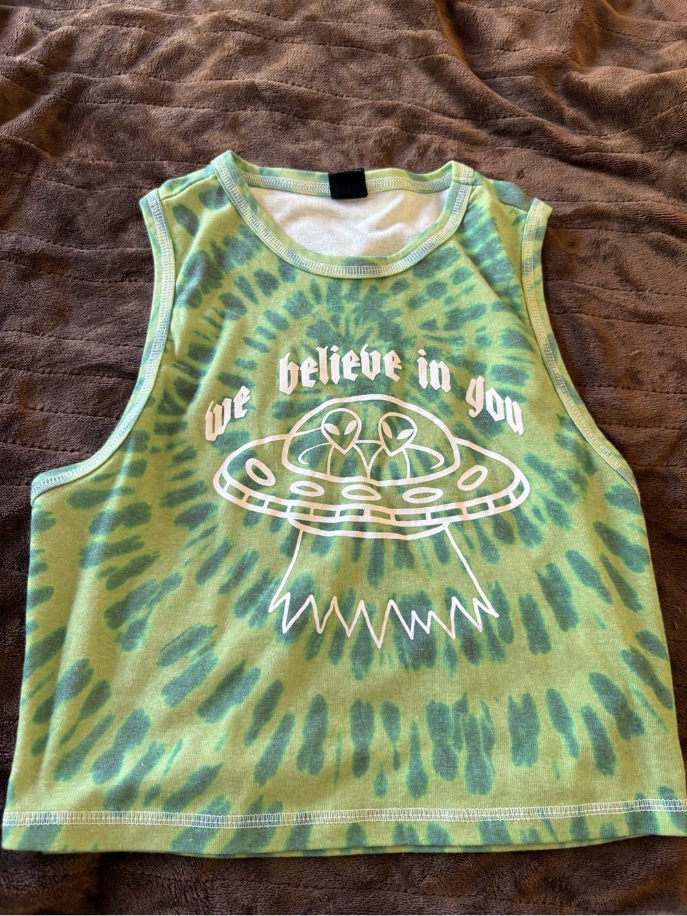 urban outfitters green tie dye alien cropped tank